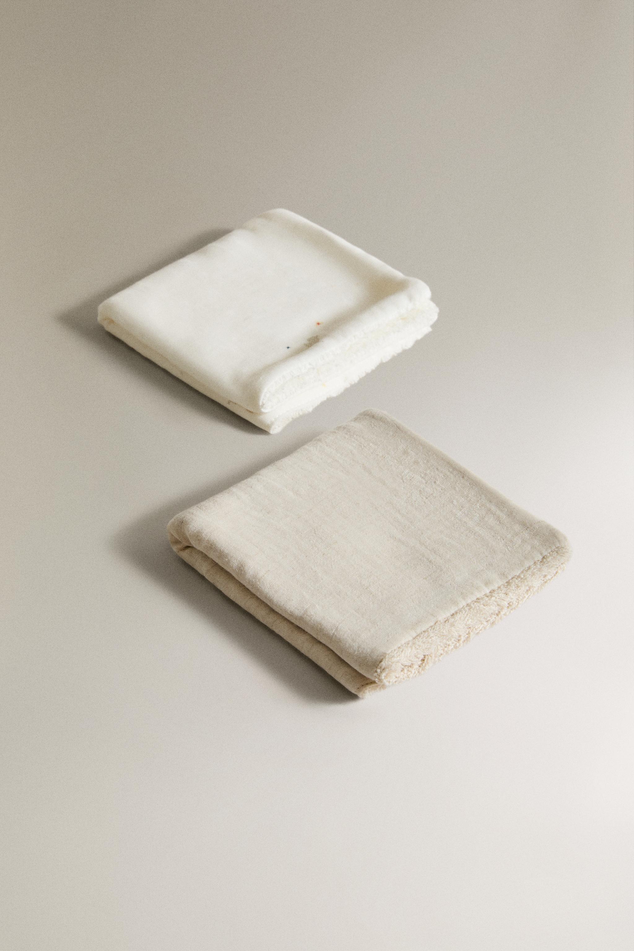 MINI SERVIETTES BÉBÉ LAPINS (LOT DE 2)